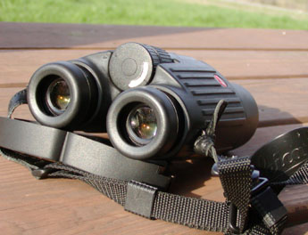 Adjusting Binoculars
