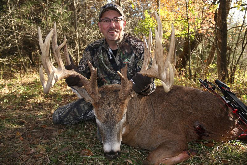 Mark Drury's 2016 Iowa buck