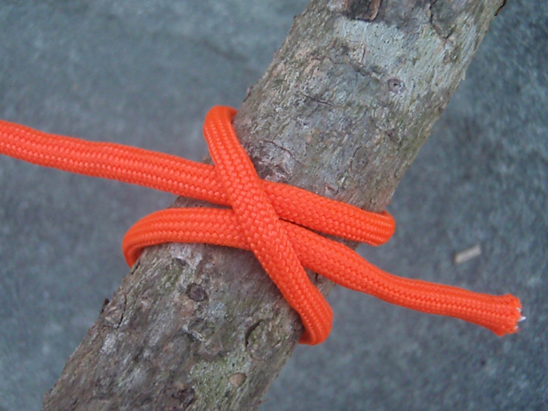 how to tie a clove hitch