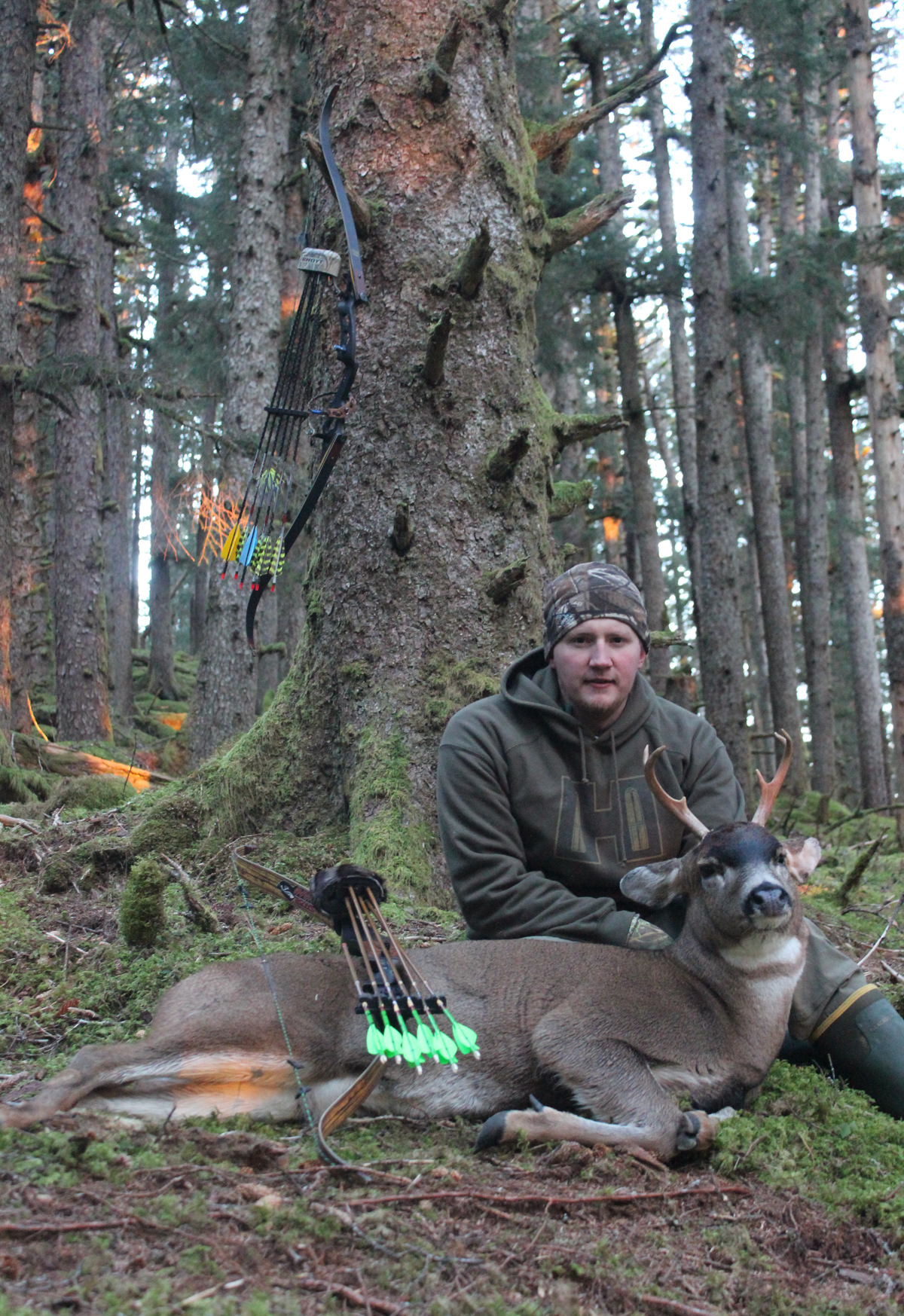 Elk Inc Mule Blacktail Whitetail Deer Talk Stopper Game Call Hunting Pocket Size 