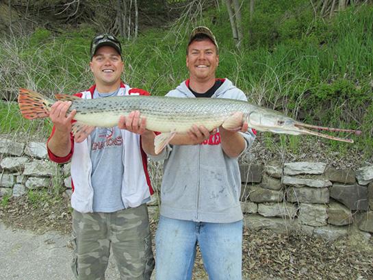 Nebraska Angler Lands Record Longnose Gar in Platte River