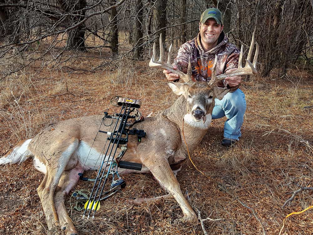 deer of year buck hunting