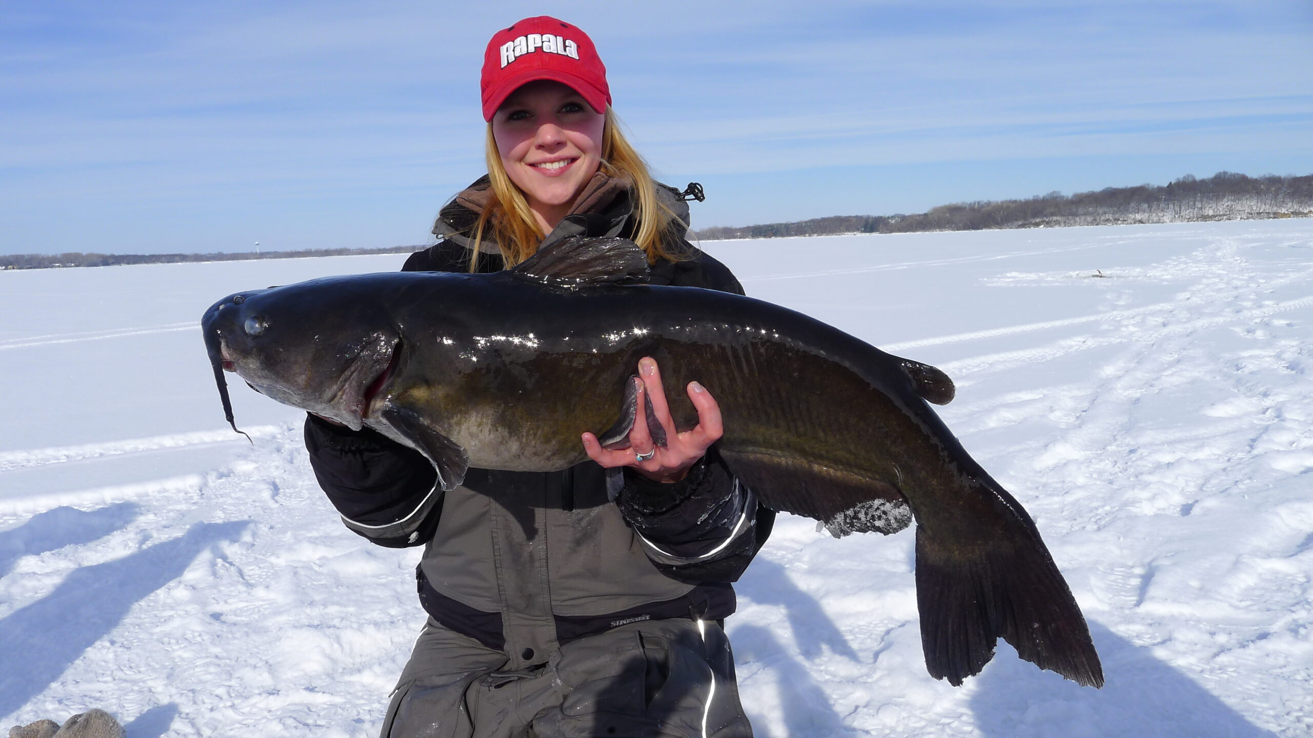 Frozen Giants: How to Icefish for Catfish