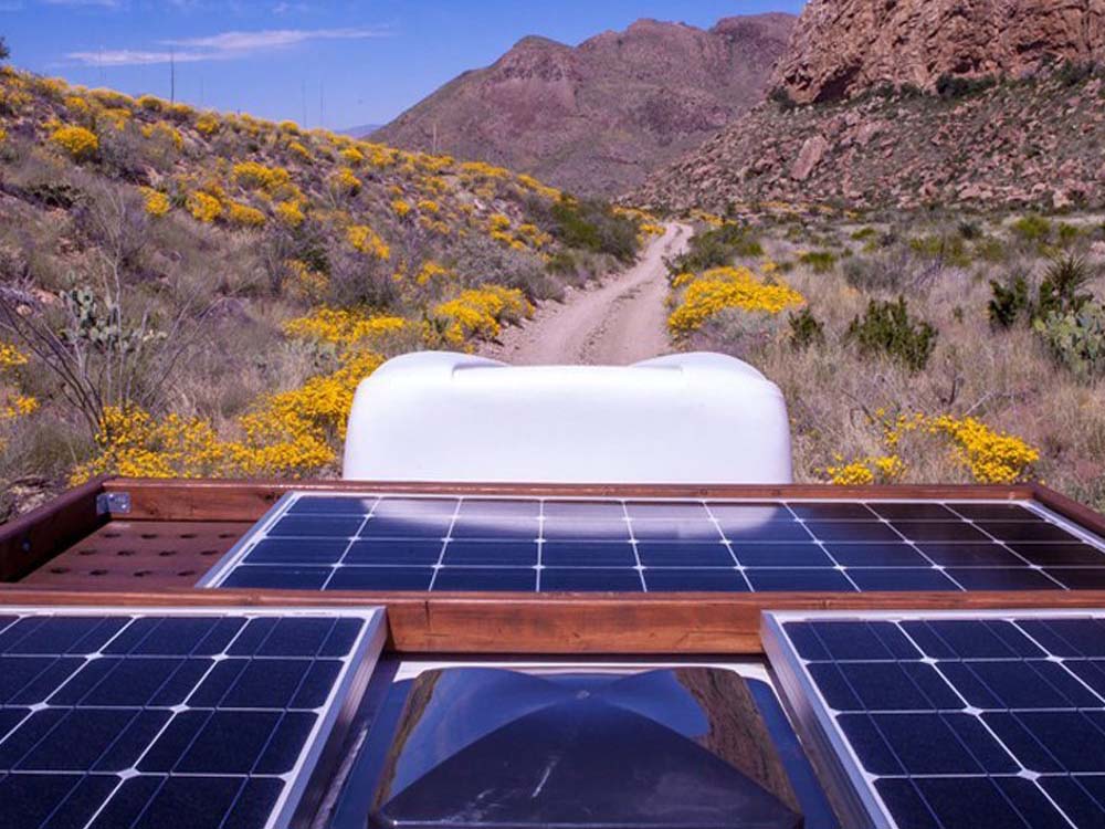 How to Set Up Solar Panels to Create Off-grid Electricity