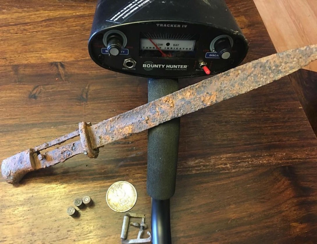 Three Reasons to Own a Metal Detector