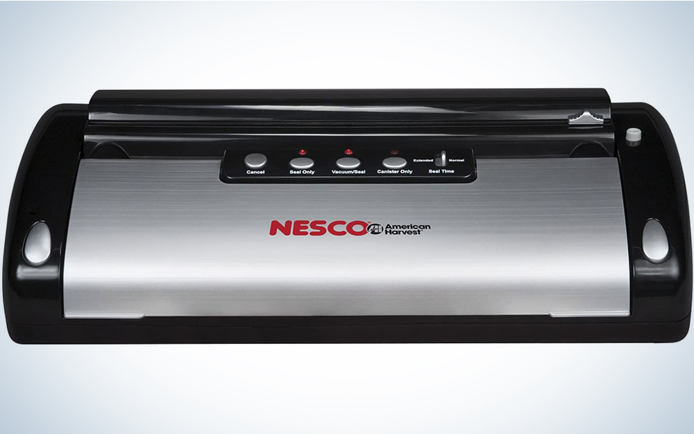 NESCO VS-12, Deluxe Vacuum Sealer with Bag Starter Kit and Viewing Lid