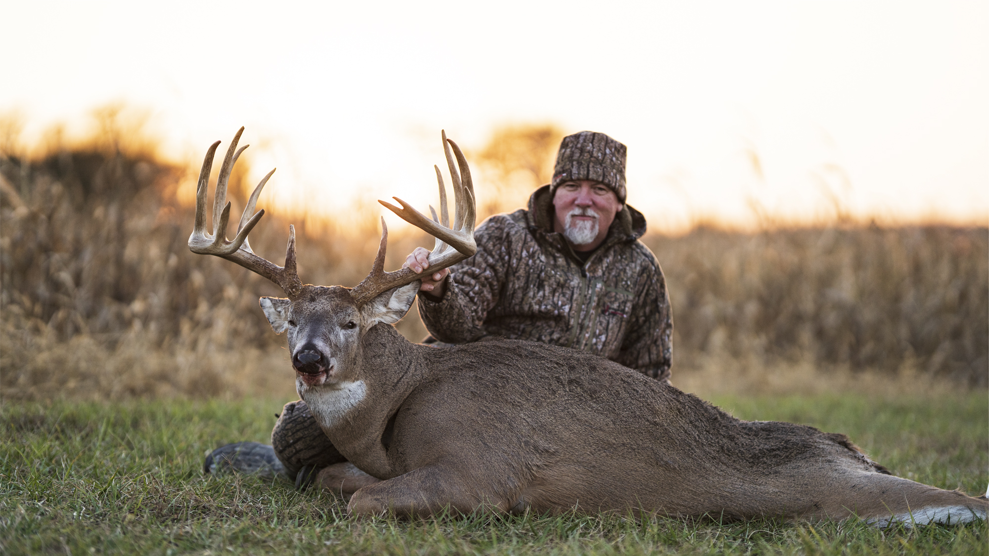 Don Higgins' buck from Illinois is one of the new state records.