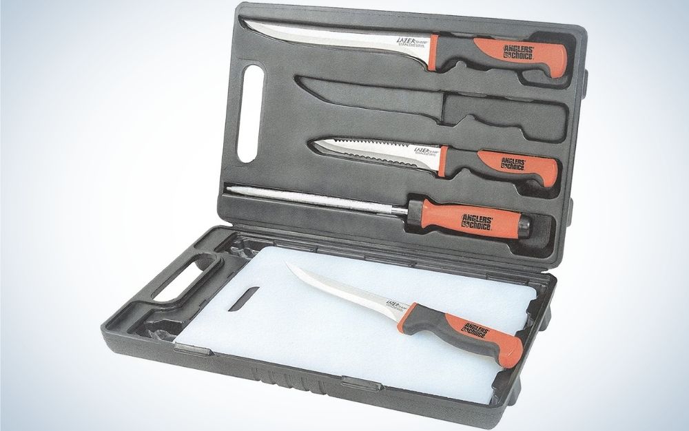 A multi porta fillet kit with three different sharp shapes knifes and one screwdriver, all in one grey box.