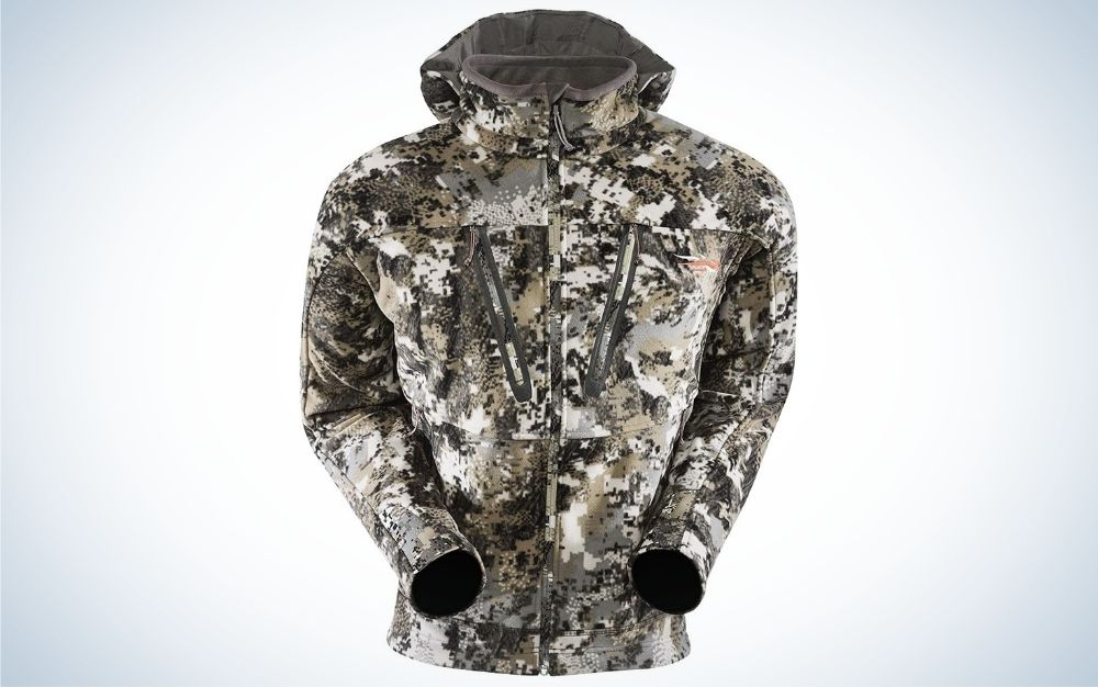 the best hunting camo jacket with removable hood