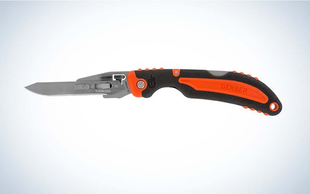 An orangeGerber Vital Pocket Folder is the best replaceable blade knife.
