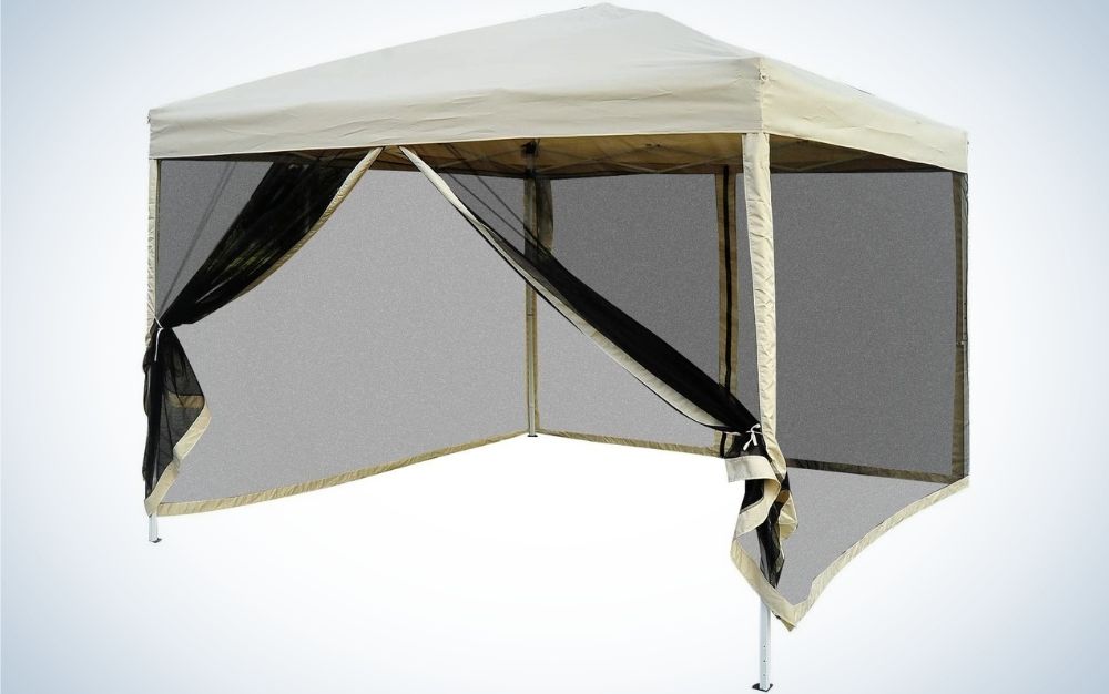 From campsite to the beach, this portable canopy with mesh walls offers shelter where you need it. 