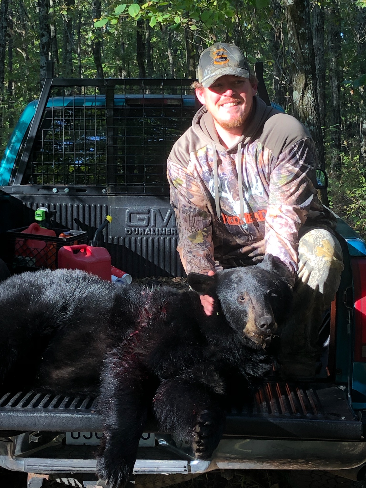 B.J. Applegate kills one of Missouri's first black bears.