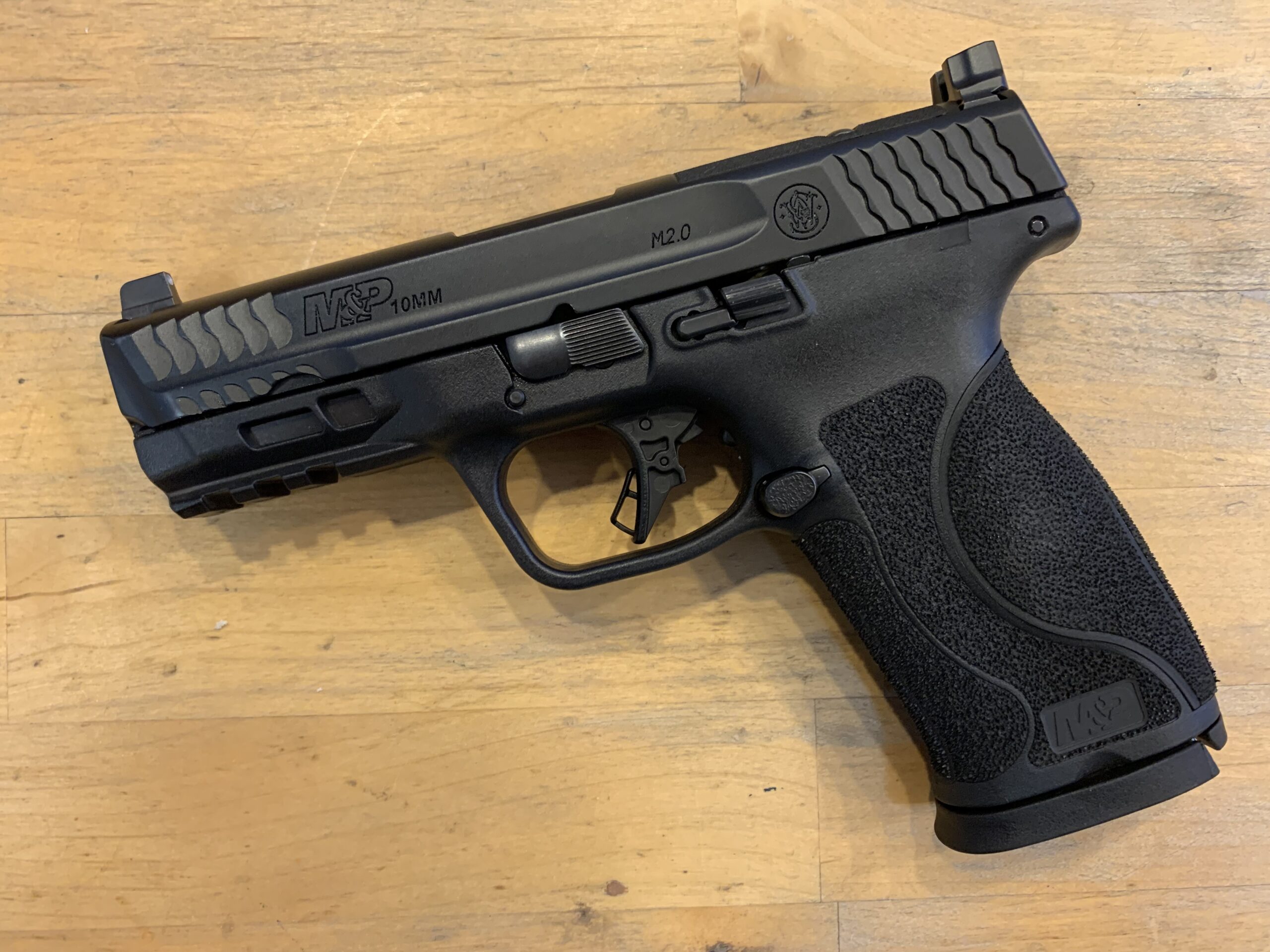 Handgun Review: Smith & Wesson's New M&P M2.0 10mm | Outdoor Life