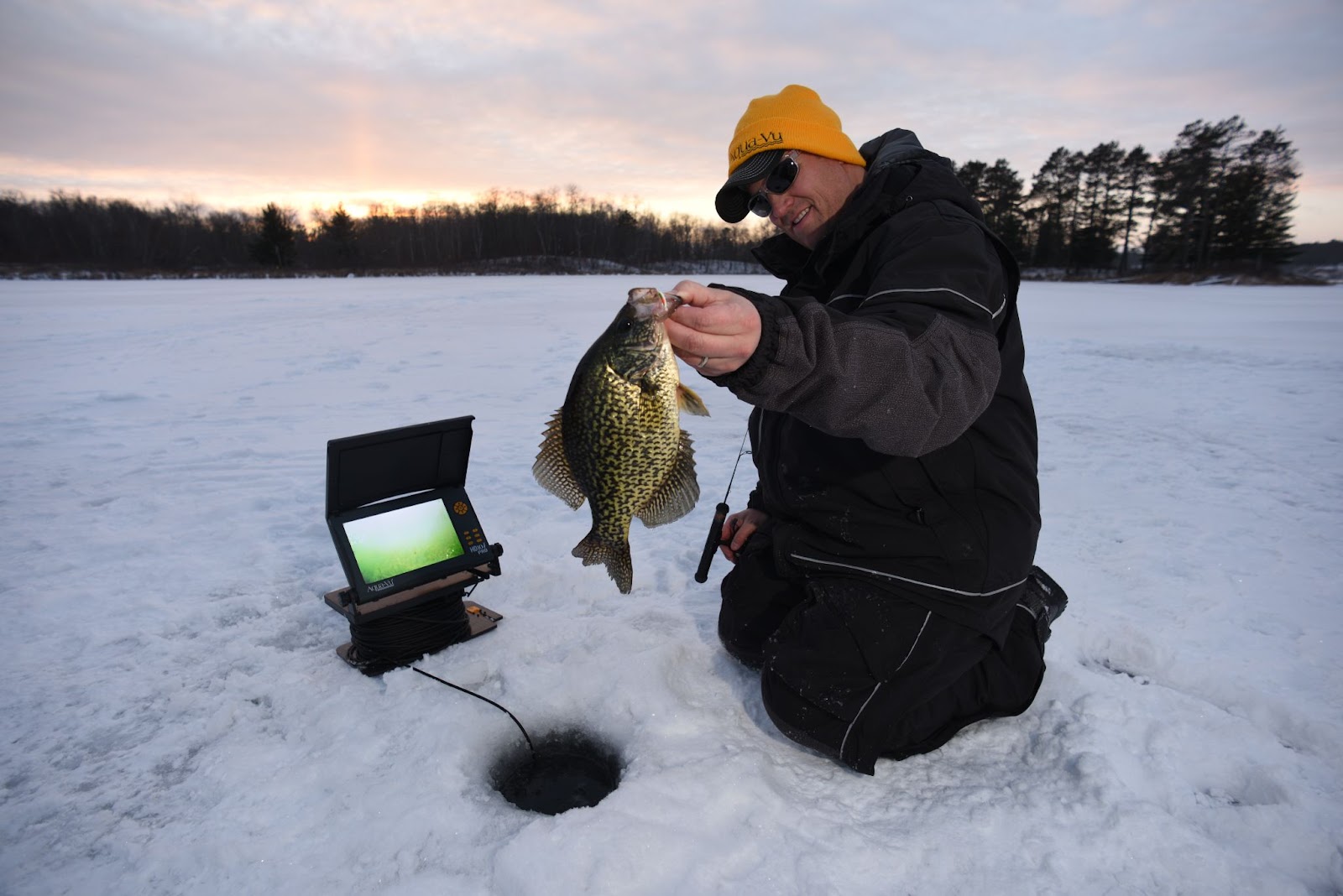 The Best Ice Fishing Fish Finders of 2023