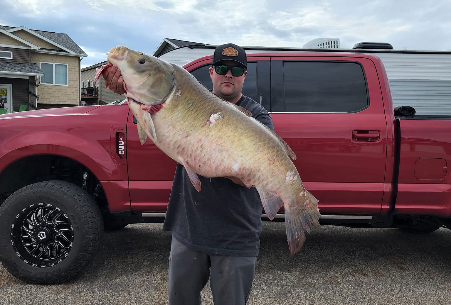 The new state record bow fishing buffalo. 