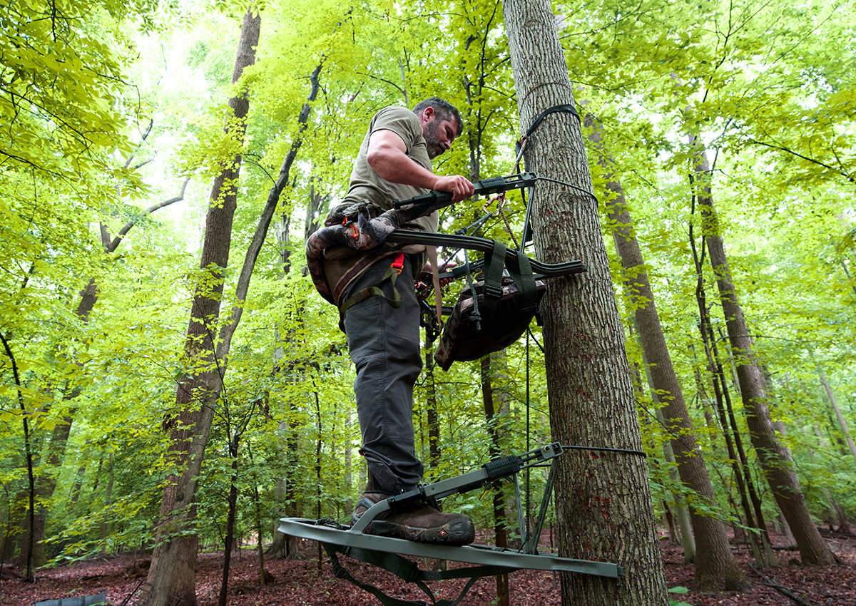 Portable Tree Stand Ladder 20' Long Steel Deer Turkey Hunter Climbing Shooting 