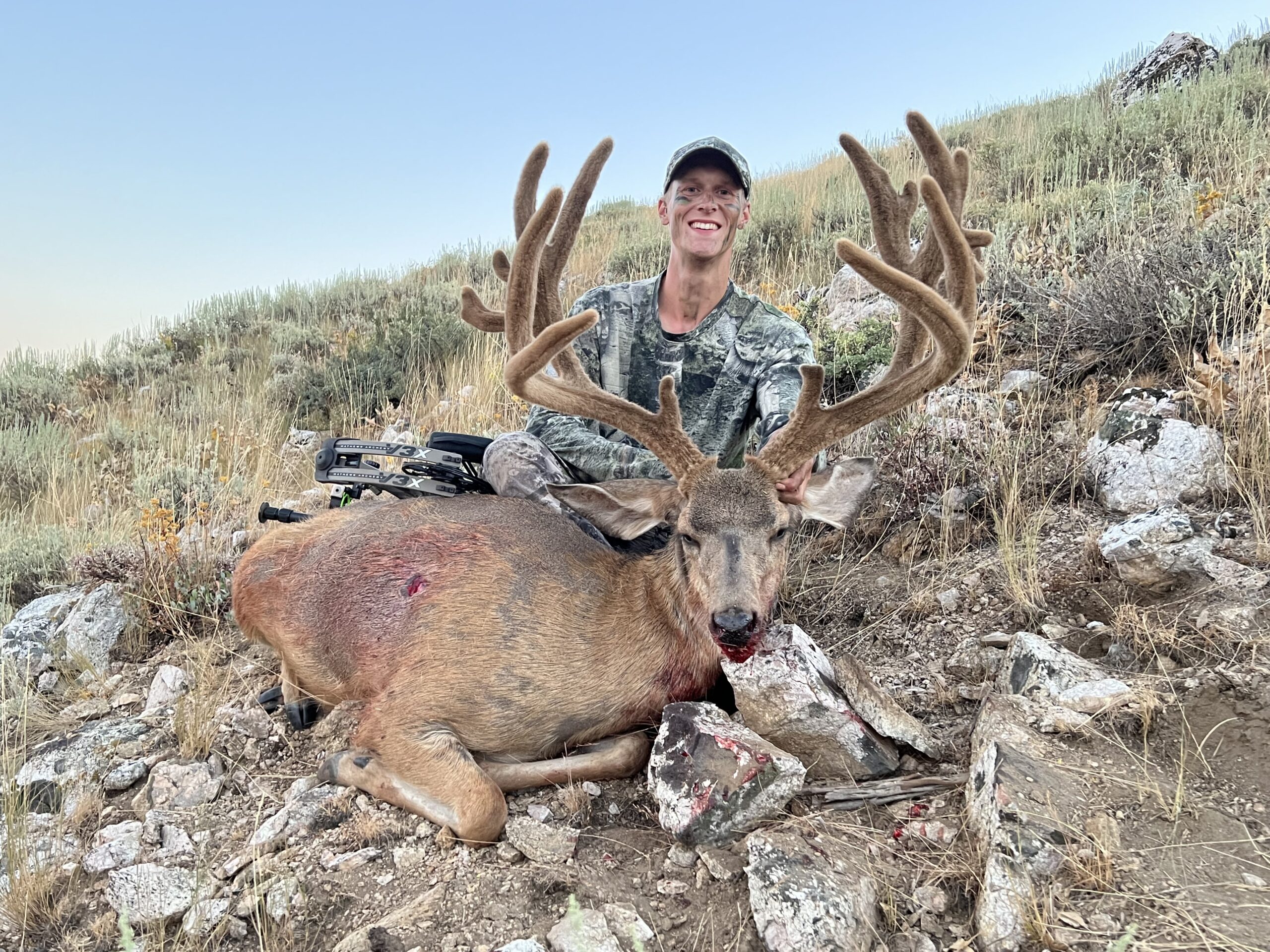 hunter crownover opening day muley 1