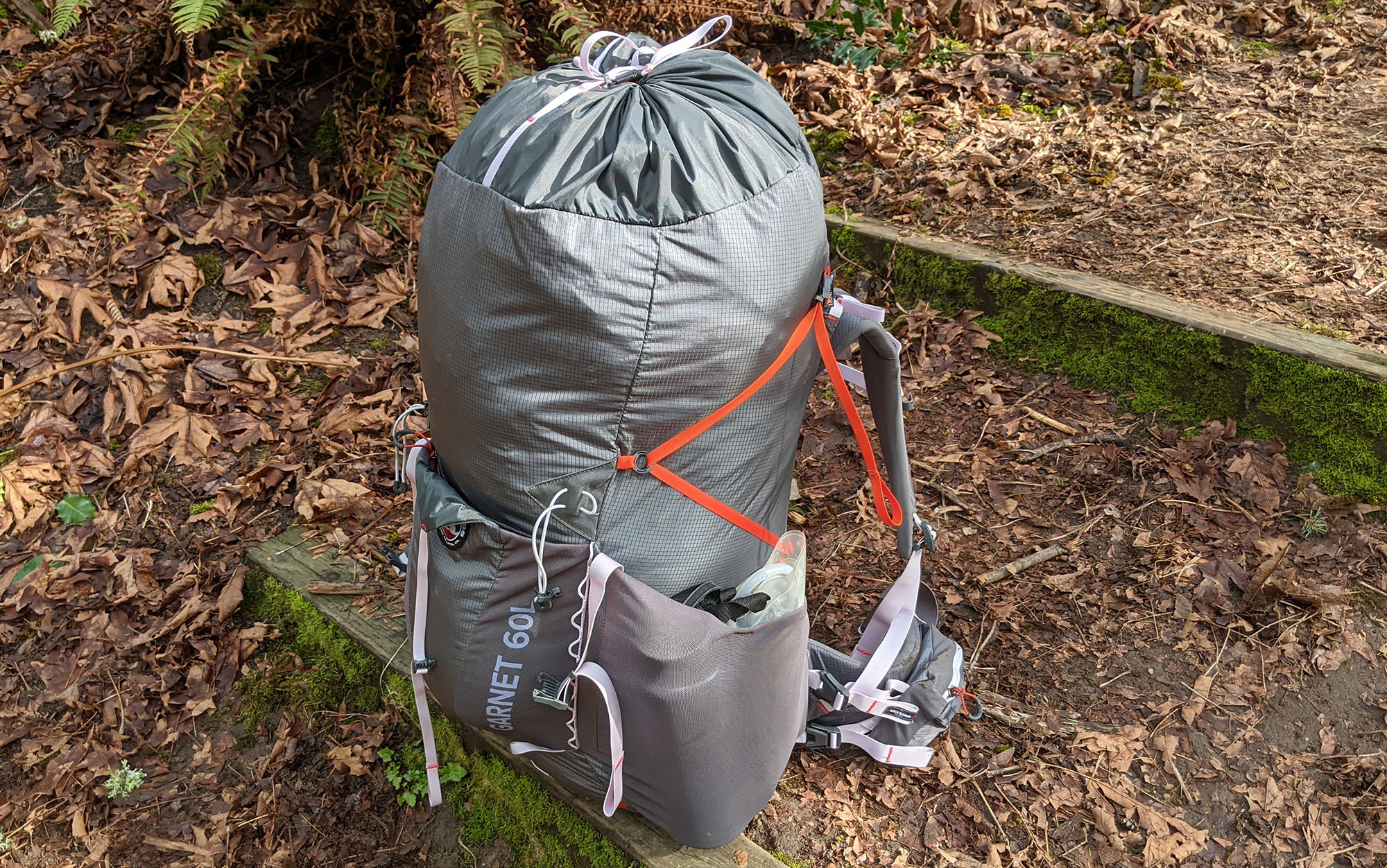 The orange compression straps helped to balance the load of a fully loaded Big Agnes Garnet. 