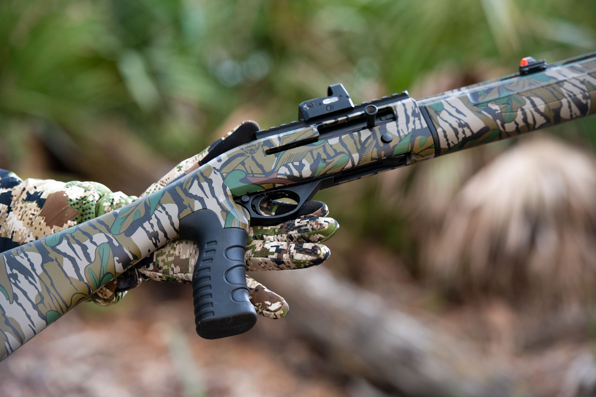 Pistol grip on the Mossberg SA-28 Tactical Turkey