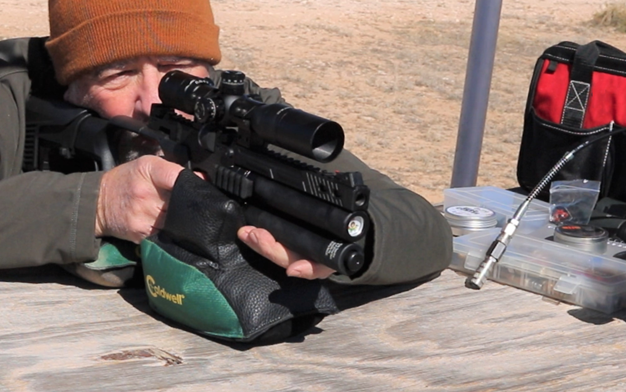 Author shoots the Jet II at the range.