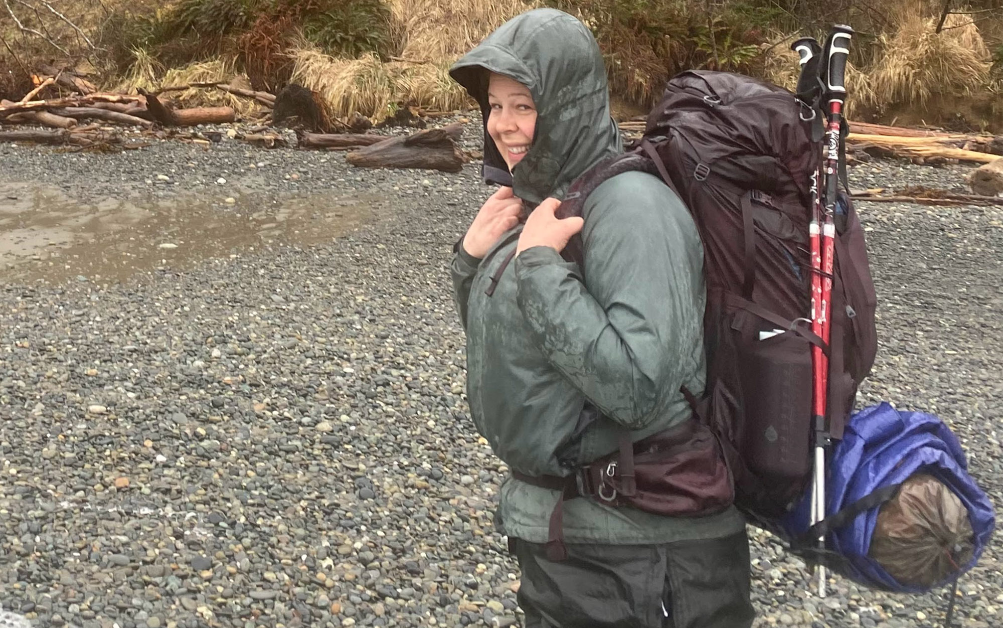 Diana reported that the hip belt pockets were easy to access on her winter overnight along the Olympic coast.