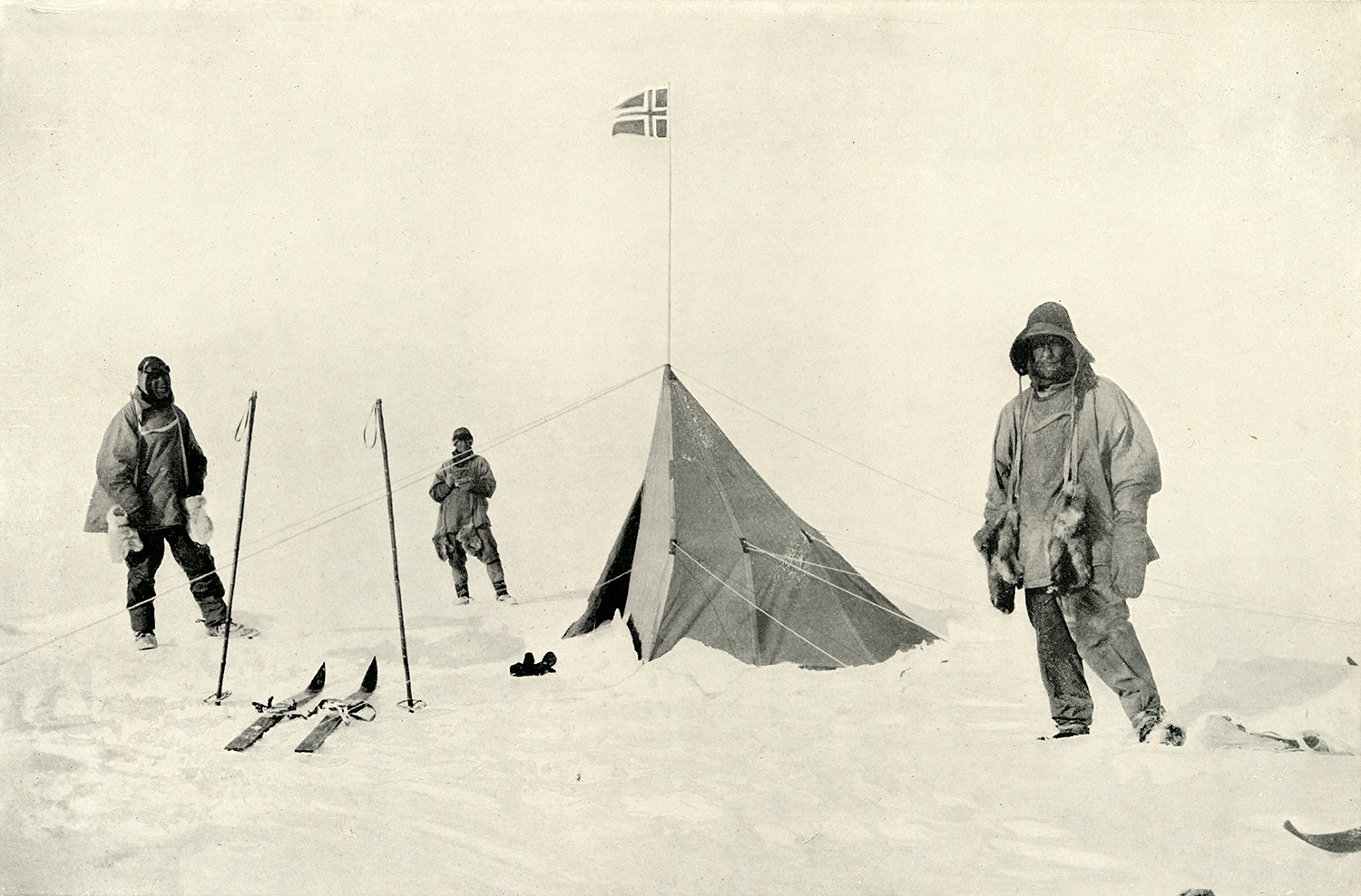 robert falcon scott and two associates at the south pole