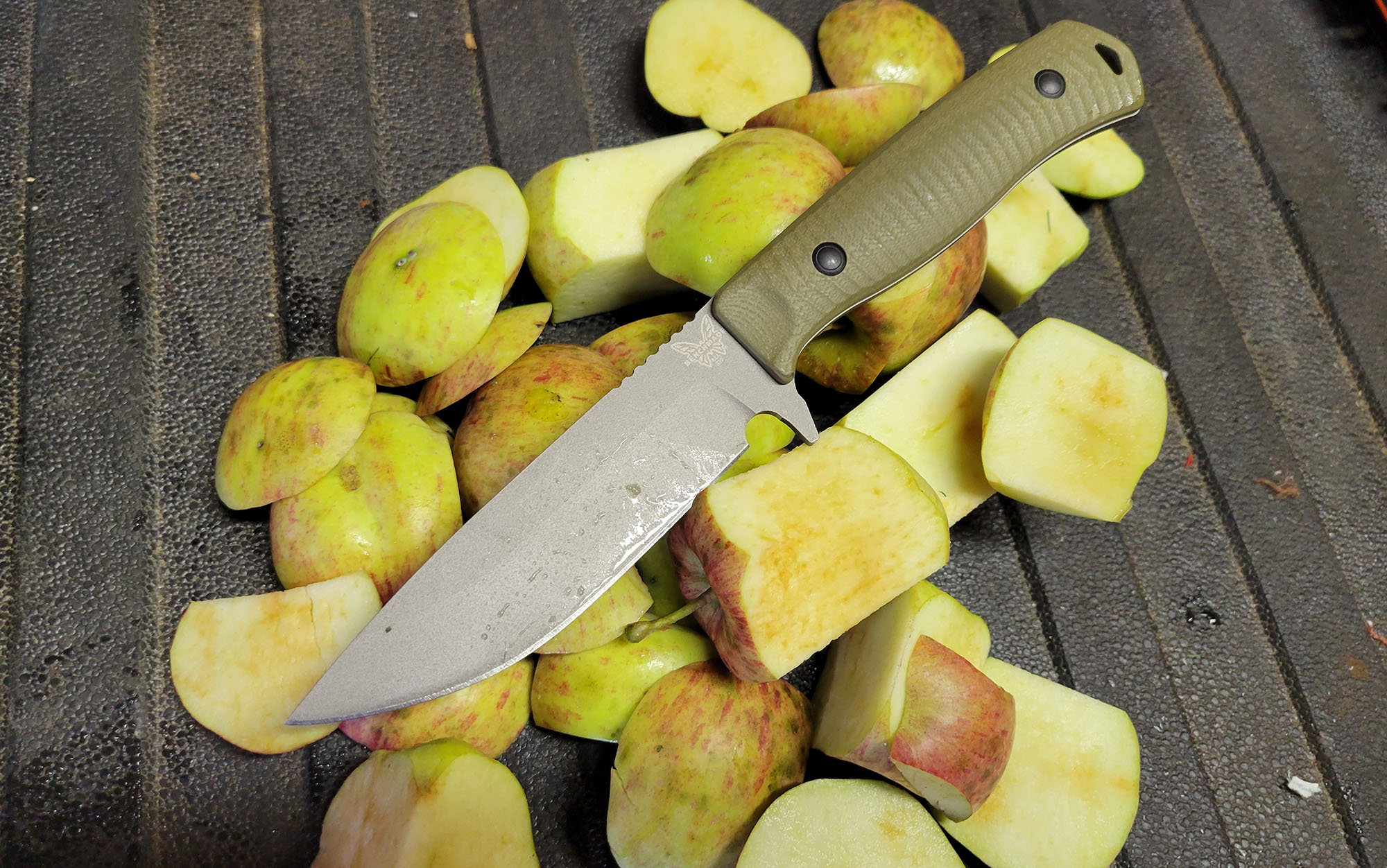 We cut apples with the Benchmade.