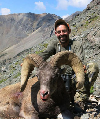 Tag of a Lifetime: Hunting Bighorn Sheep in the Wyoming High-Country