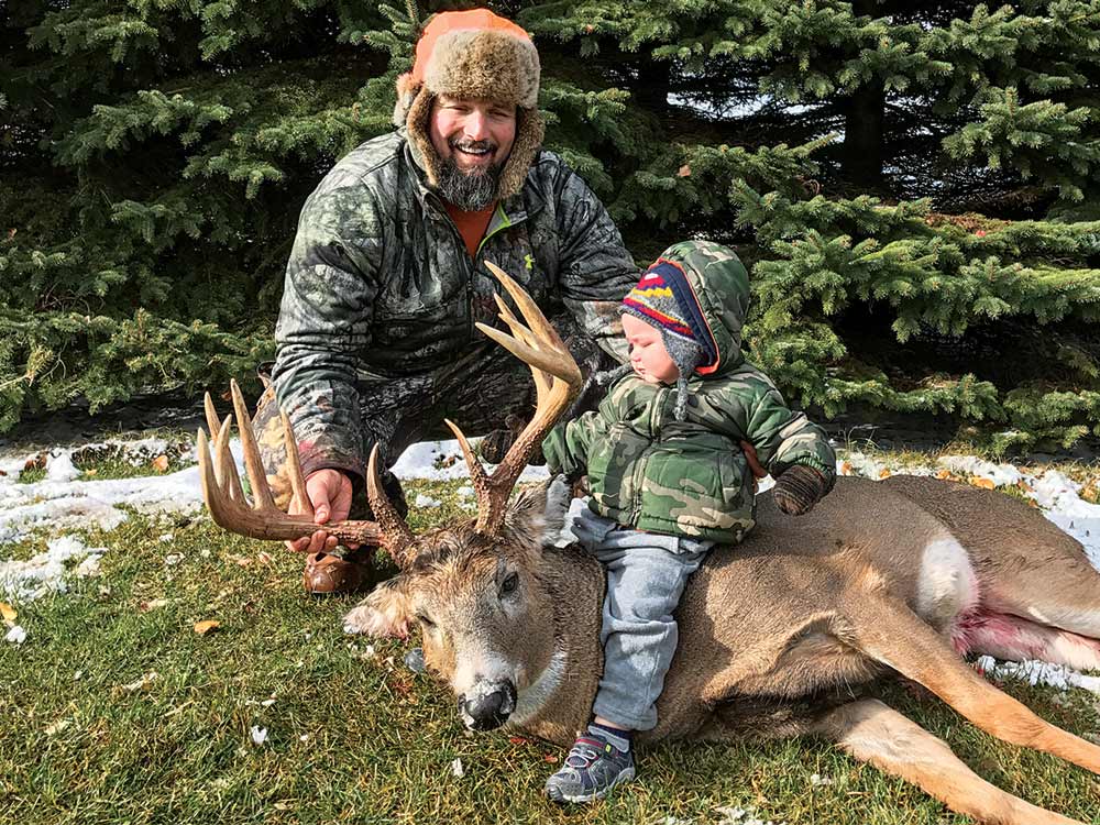 deer of year buck hunting