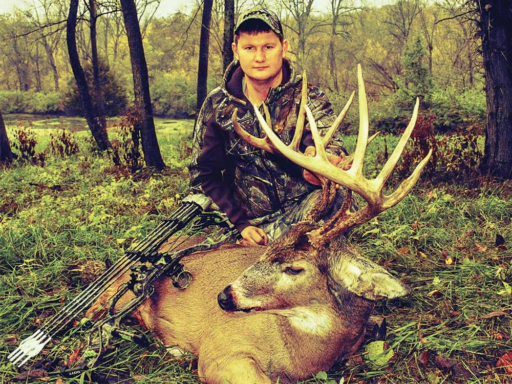 deer of year buck hunting