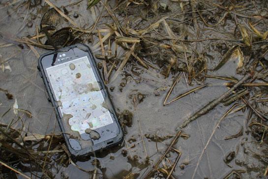 Why an $80 Lifeproof iPhone Case is Worth it for Hunters