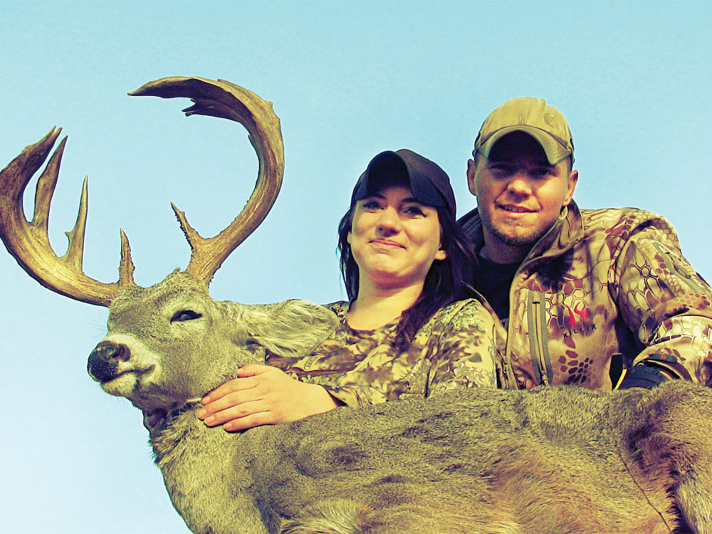 deer of year buck hunting