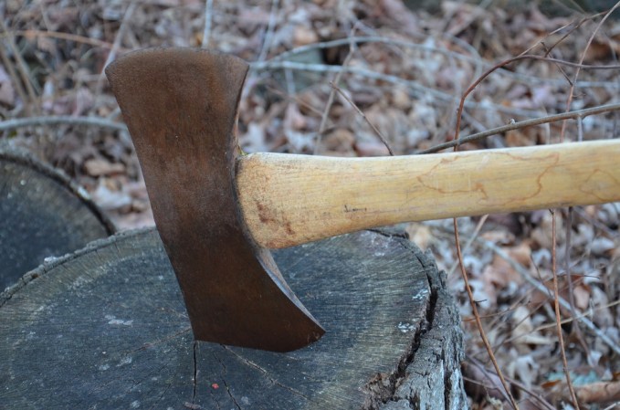 Survival Skills: 5 Safety Tips For Felling Trees with an Ax