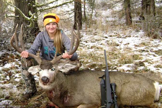 Big Bucks: 15-Year-Old Tags Trophy Muley on Oregon Youth Hunt