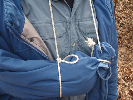 Survival Skills: How to Make an Improvised Arm Sling and Splint