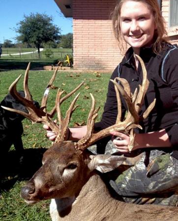 Texas Teenager Takes Monster 23-point Buck, Sets a Youth Record