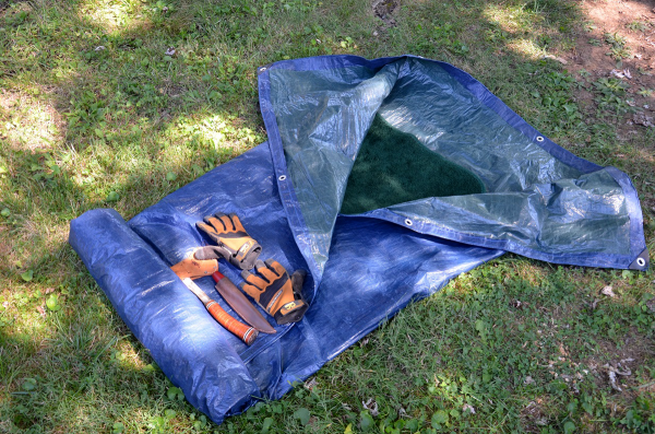 Survival Skills: How to Turn a Tarp and Blanket Into a Bedroll