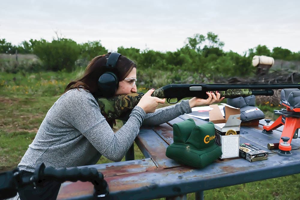 hilary ribons aiming gun range