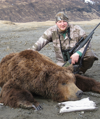 Live Hunt Alaska: Stalking Brown Bears in the Last Frontier