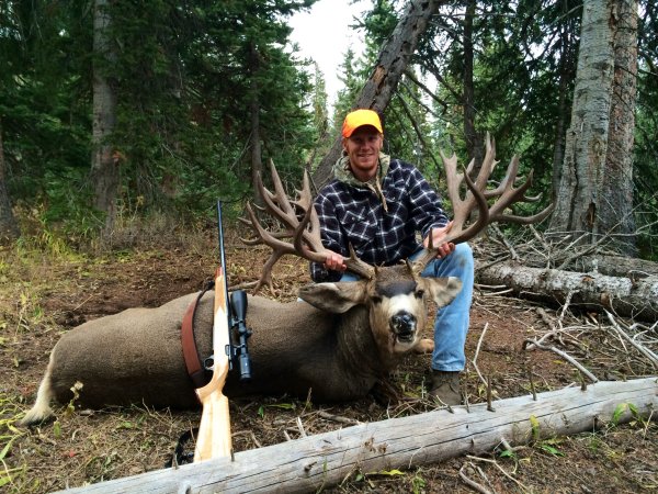 Big Bucks: Colorado Hunter Brett Ross Kills 292-Inch Mule Deer