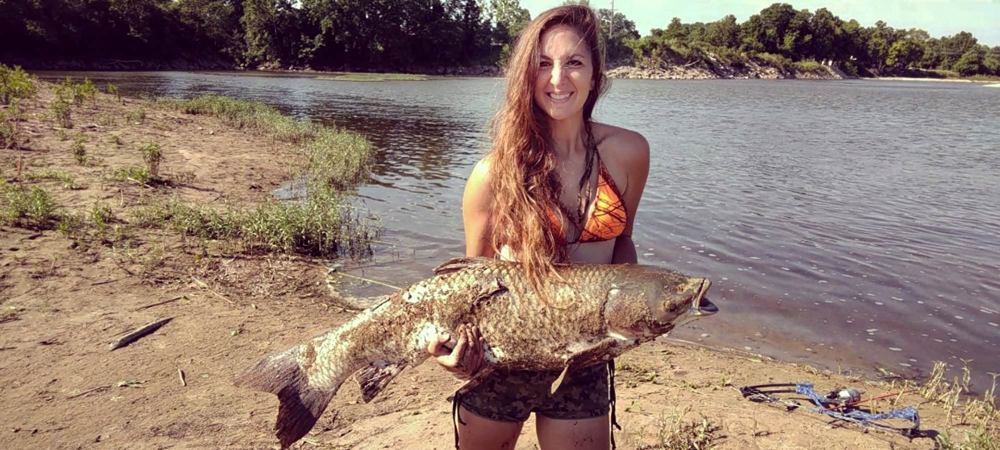 Forget Boats—Bowfishing on Foot Is Cheap, Fun, and Easier Than You Might Expect