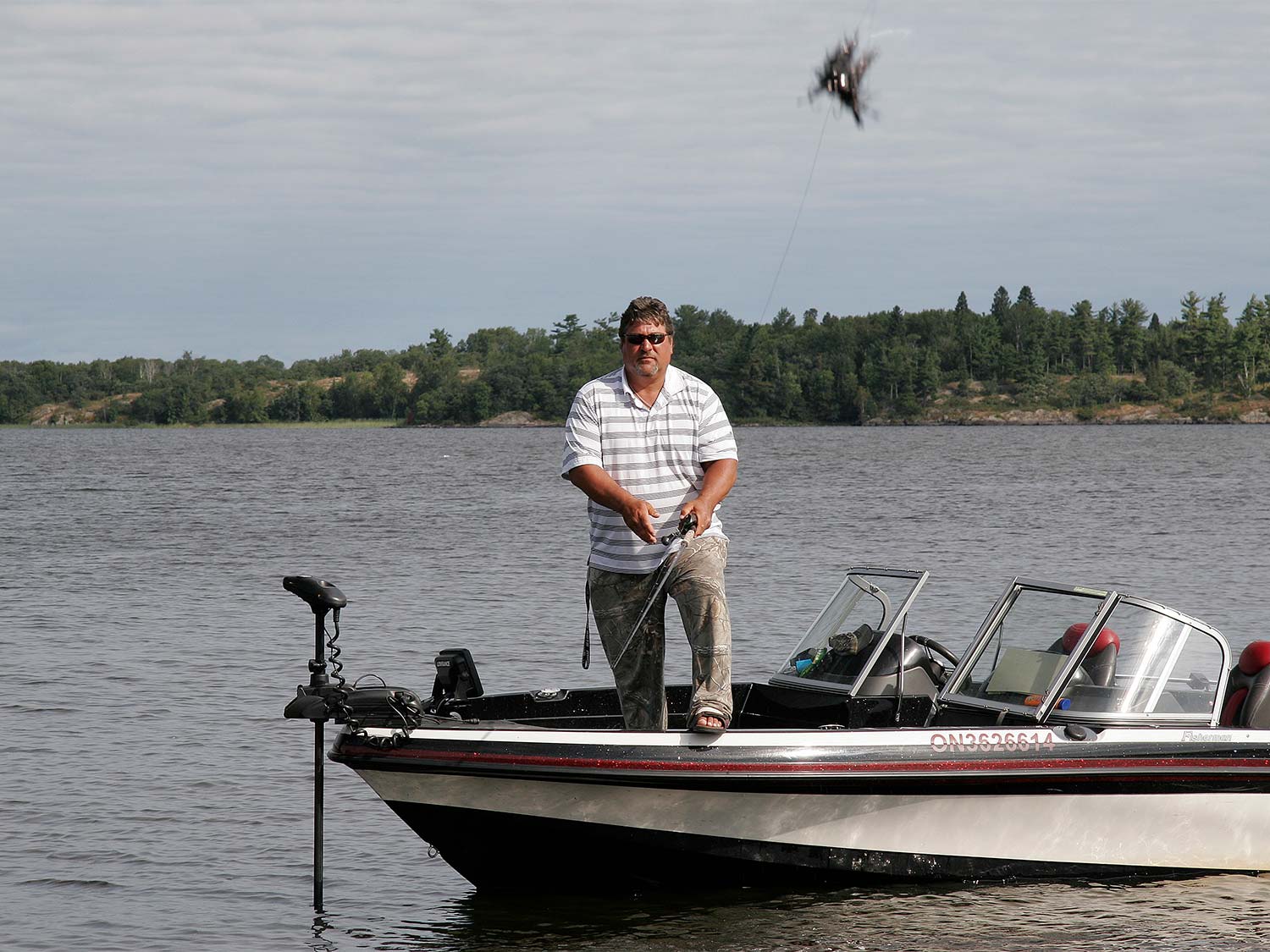 steven heiting casting lure into water