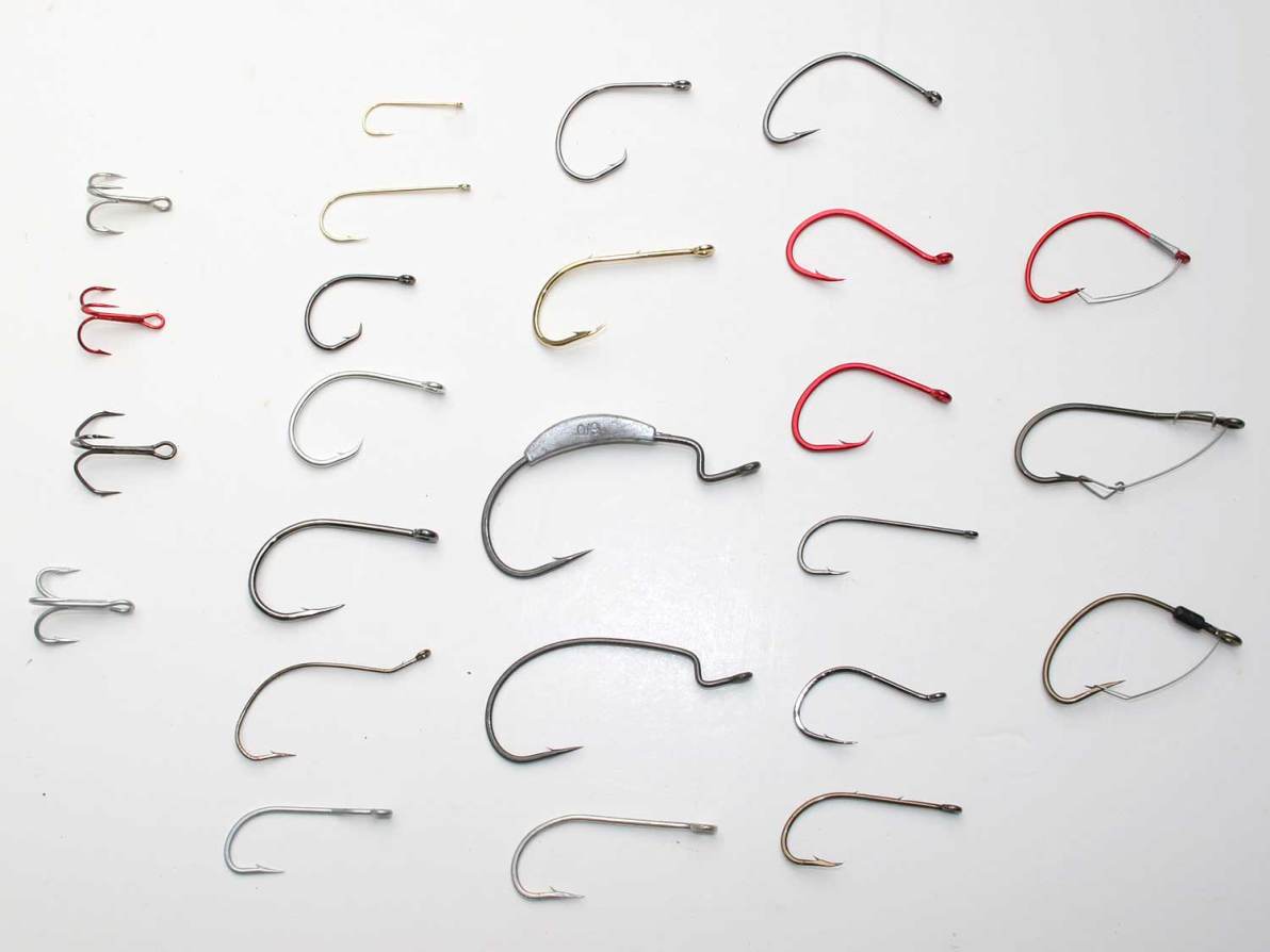 Circle Fishing Hooks With Plastic Box Set Of Carbon Steel With Eye