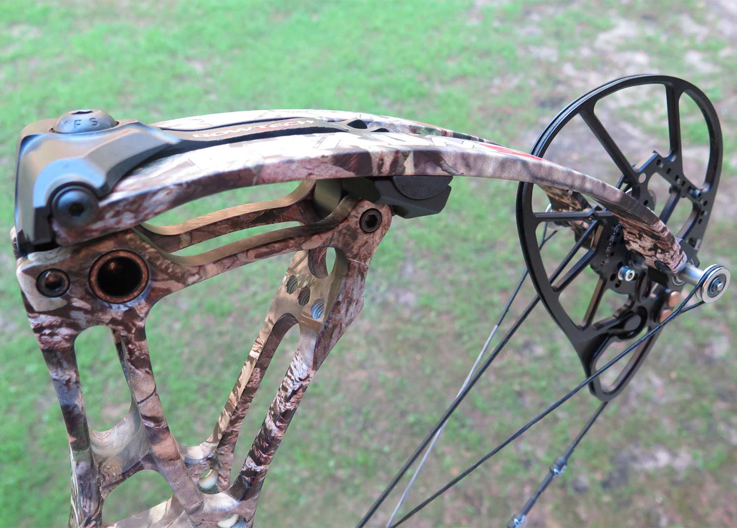 a compound bow with improved limb-locking systems