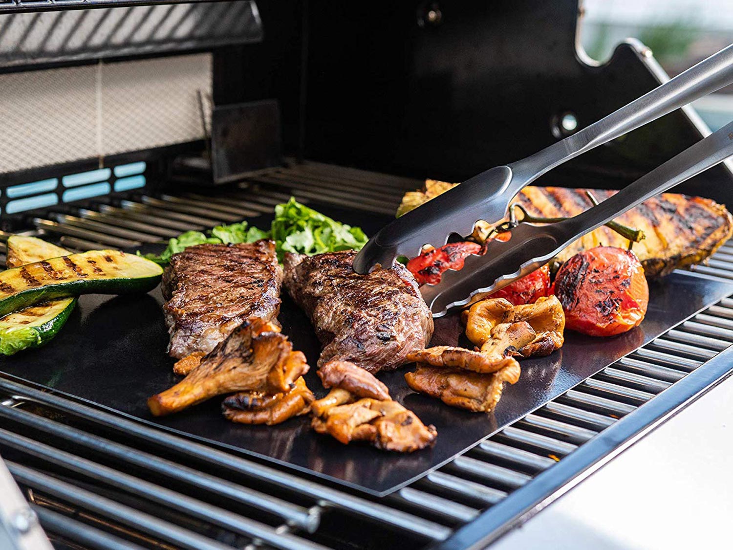 How to Use a Barbecue Grill Mat