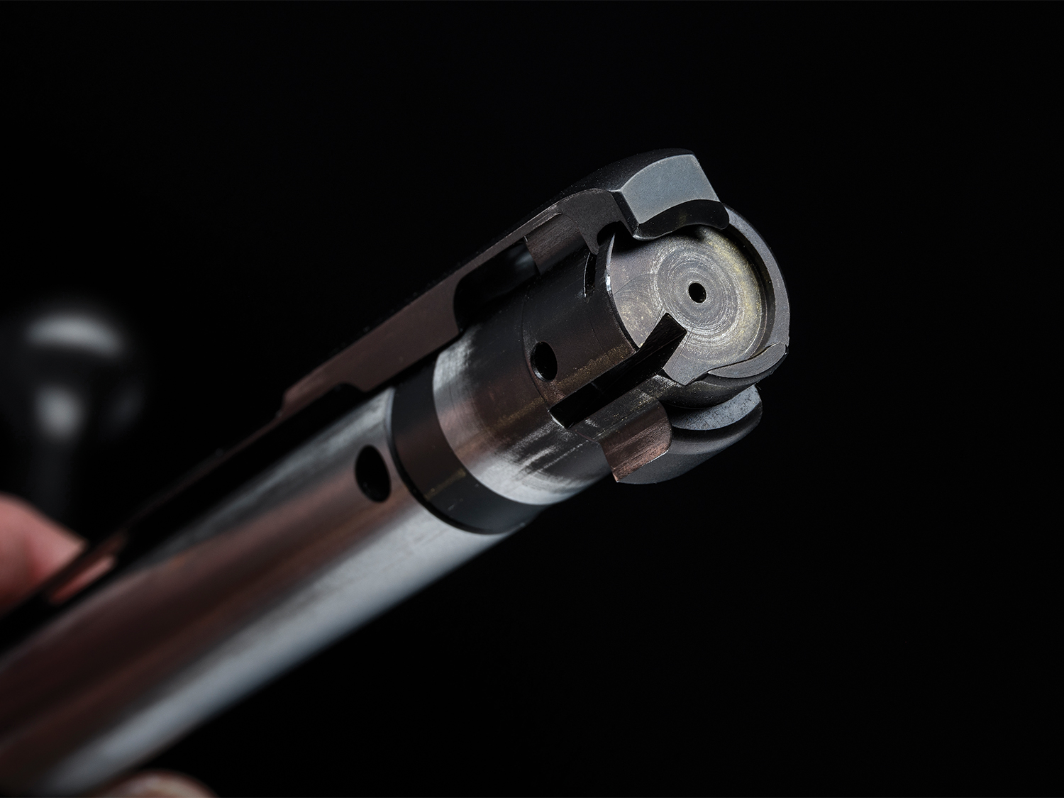 the iconic Mauser claw extractor