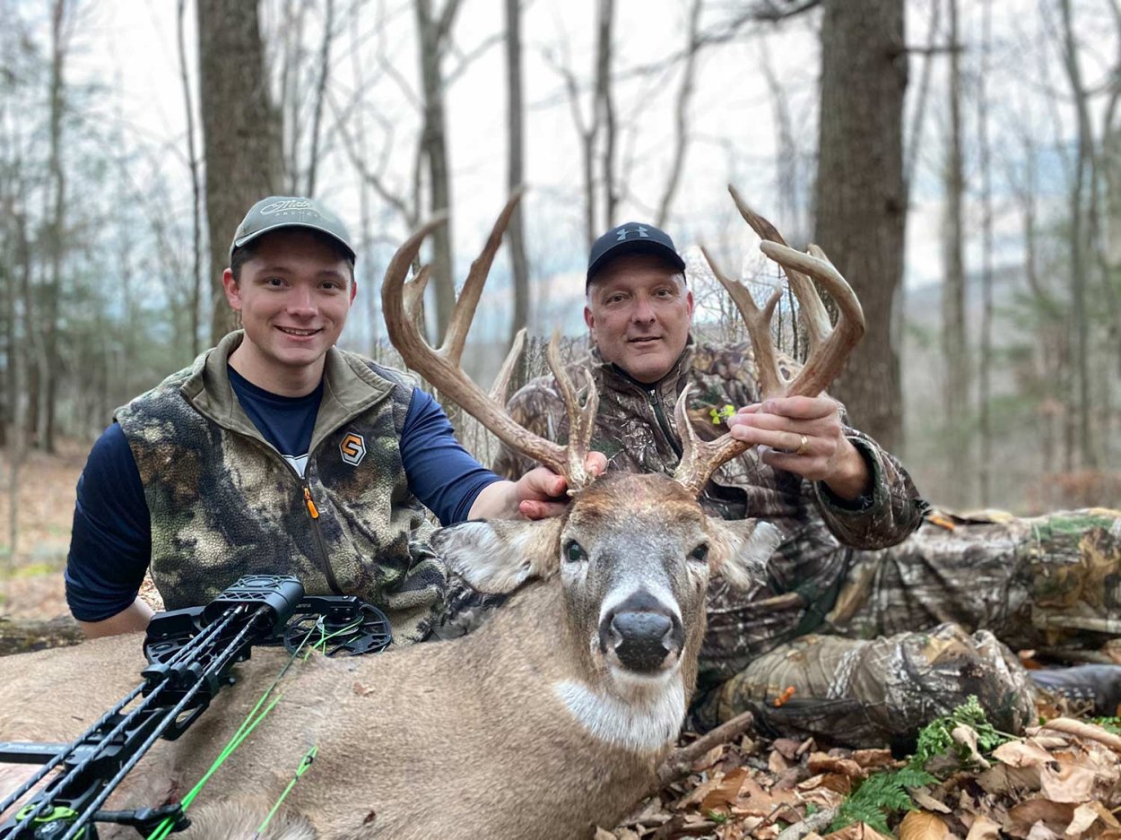 Ryan Rueff Deer That Never Encounter Humans: How to Shoot a Reclusive Buck