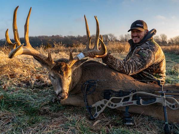 A 204-inch Iowa Bow Buck For The Ages