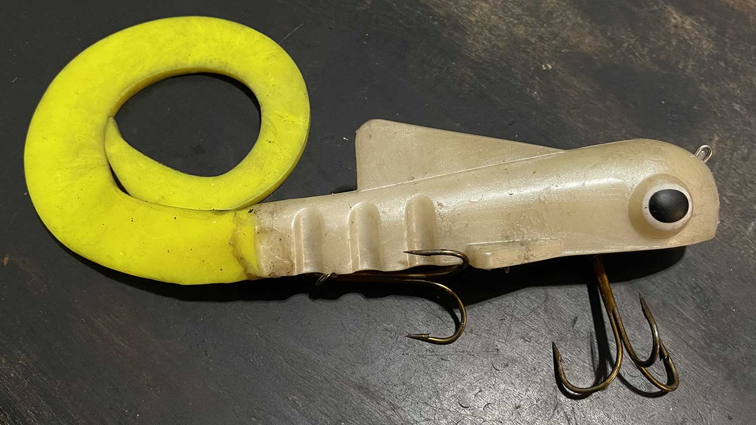 A small hooked lure