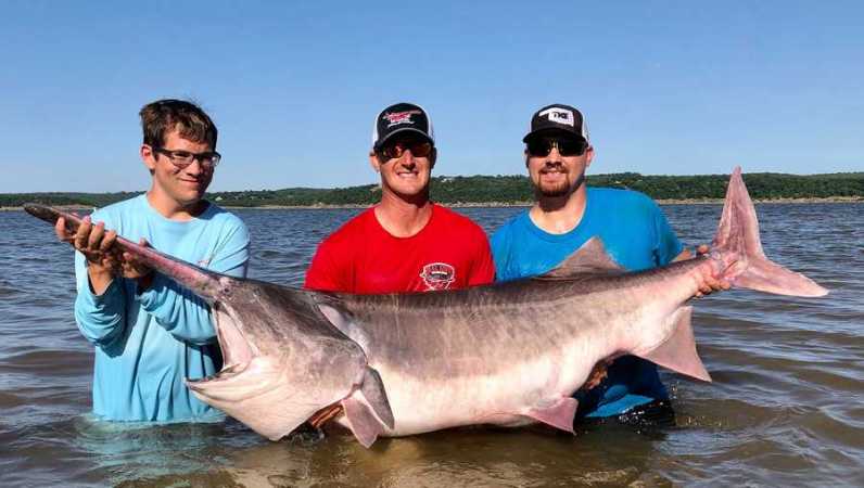 Teenager Catches World-Record Paddlefish in Oklahoma